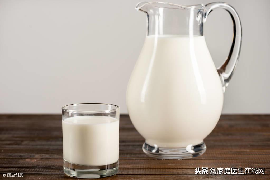 老年人失眠吃什么好，6种健康食物来调理