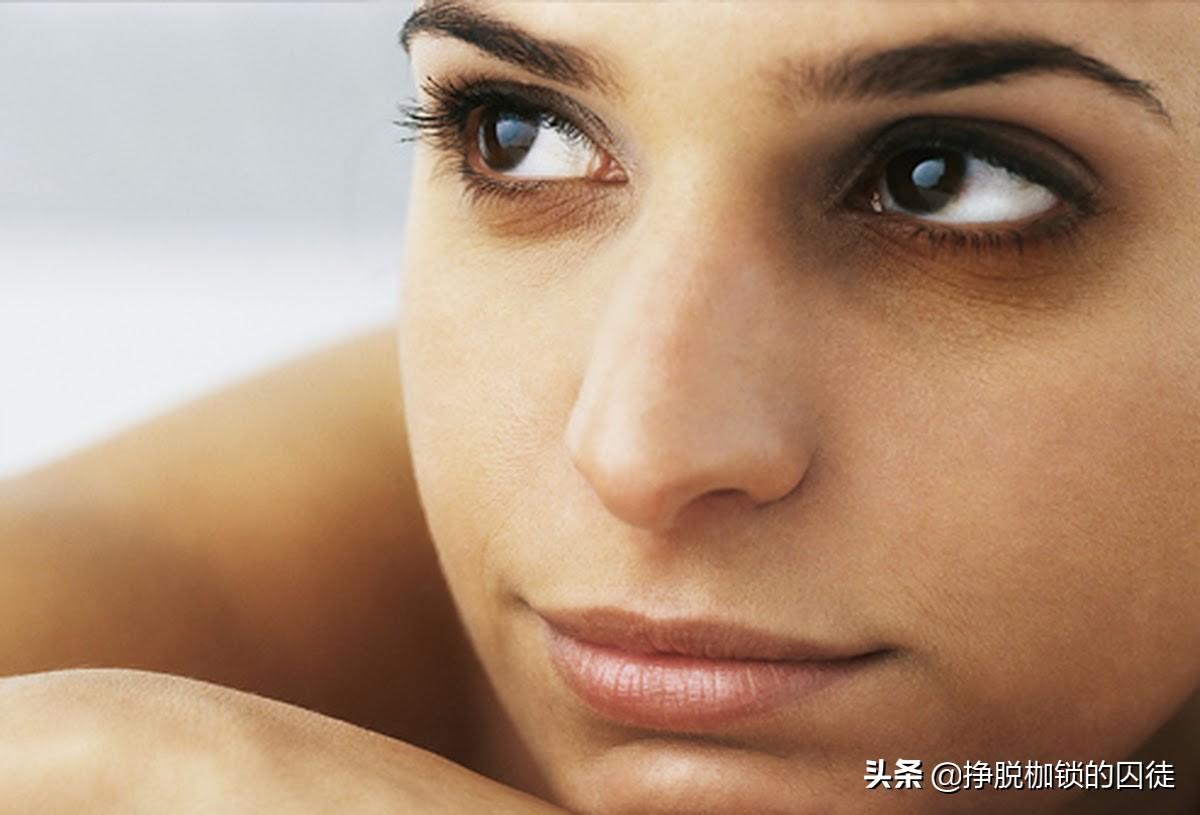 黑眼圈是怎么回事，什么原因导致的黑眼圈？