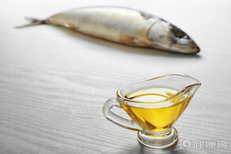 胆固醇高怎么办，哪类食物不能吃？