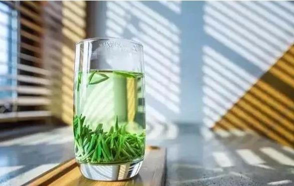 喝绿茶有什么好处，喝绿茶对身体的五个好处