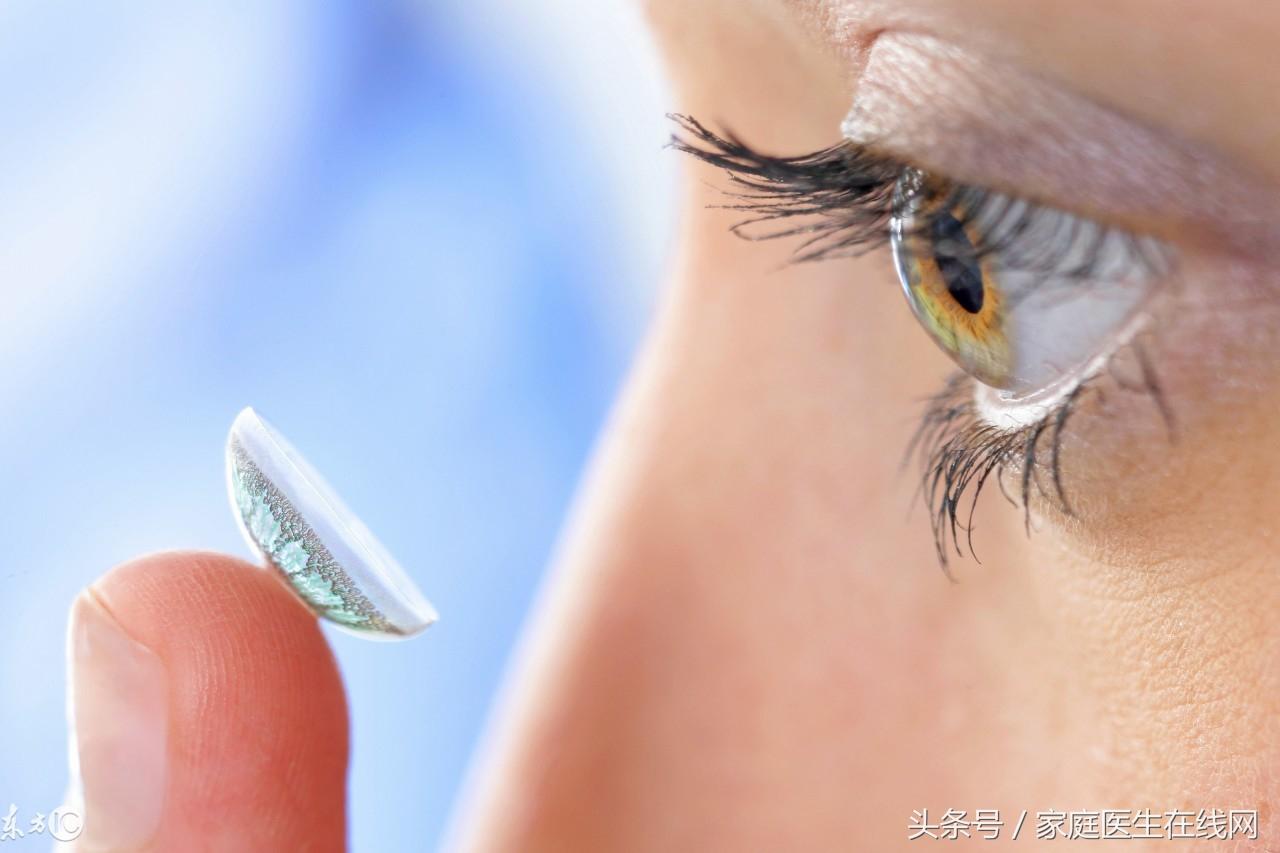 戴隐形眼镜的危害，这4个潜在危害要留意