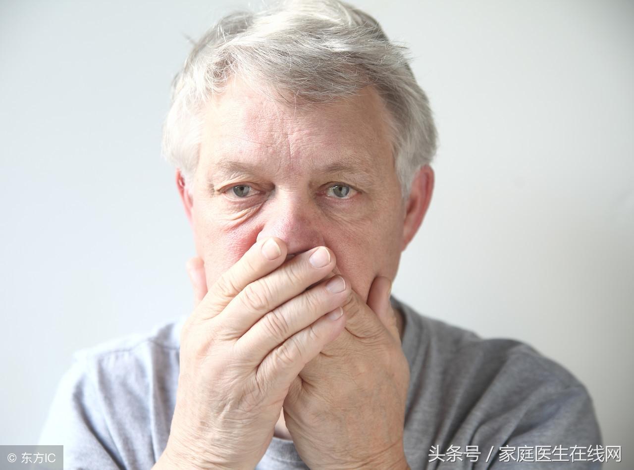 引起口臭的原因，这4个原因会导致口臭