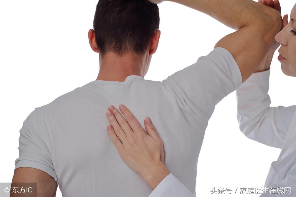 肩周炎的治疗方法，4个动作缓解肩周炎疼痛