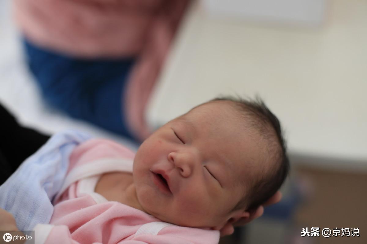 婴儿喂养方法，新生儿宝宝喂养指南