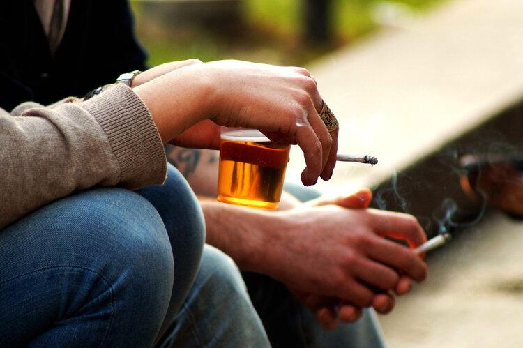 咽喉癌症状，喉癌4大异常