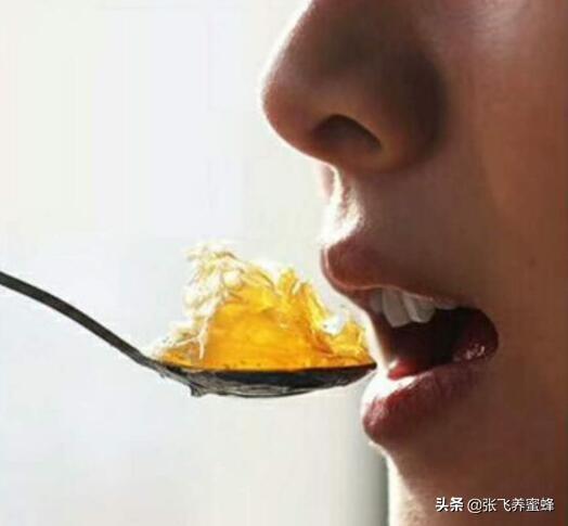 蜂巢怎么吃，蜂巢蜜的正确食用方法