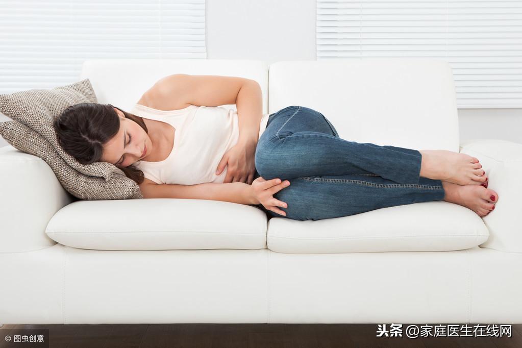 女性小腹疼痛的原因，专家提醒：有5大病因