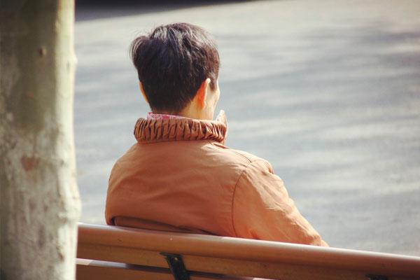 偏瘫的症状，什么情况会引发偏瘫?
