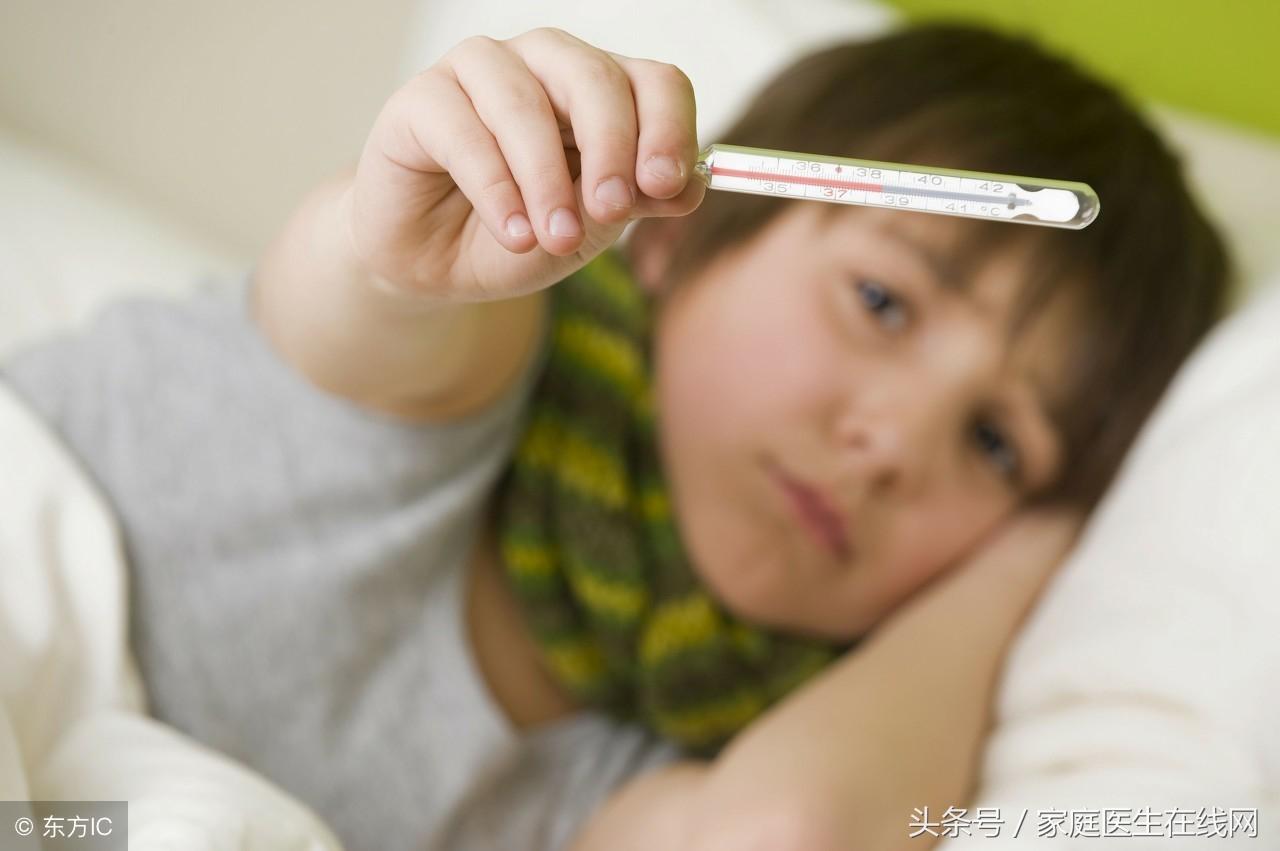 宝宝发烧注意事项，3件事，牢记于心